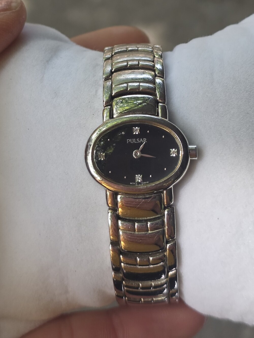Watch - Not in subcategory